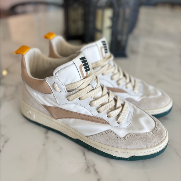 ONCEPT Women's Princeton Low Top Sneakers in Oak. New with Box - Picture 9 of 9